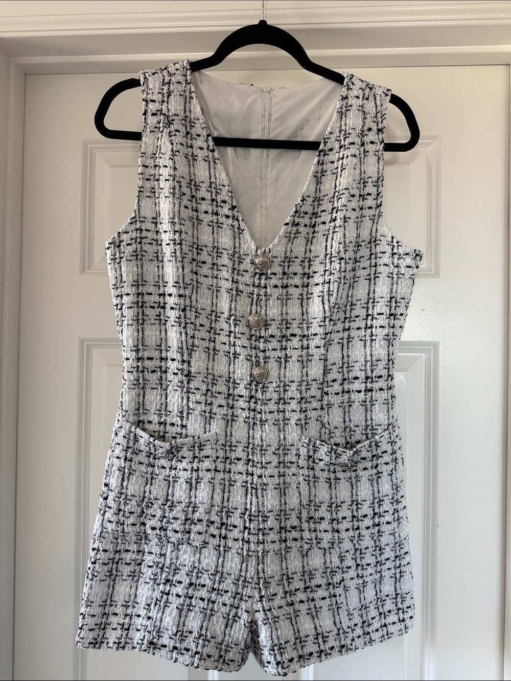 Sleeveless V-Neck Tweed Romper in White & Black